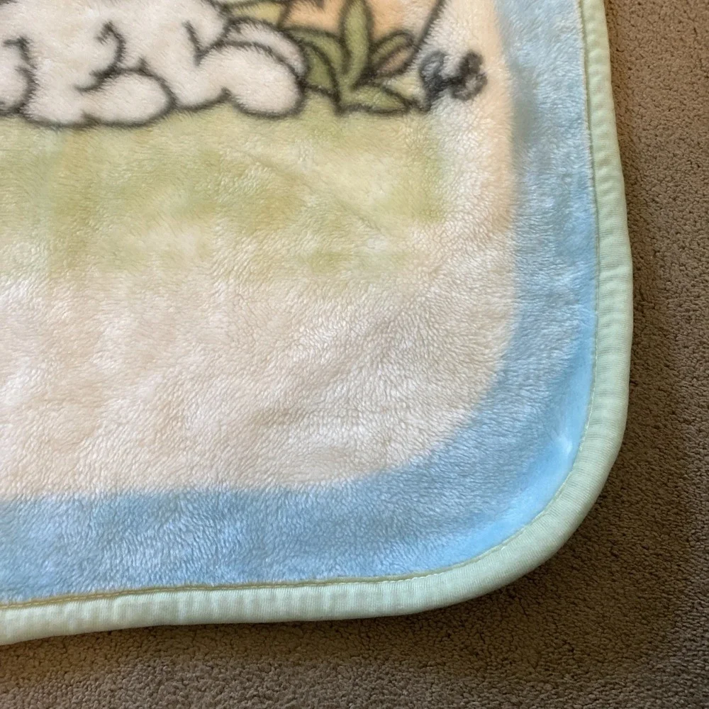 Vintage 2006 luxury plush throw Precious Moments baby nursery pals 30